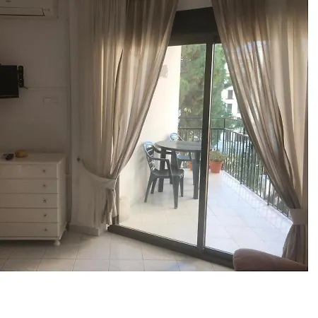 Estudio Con Vistas Al Mar En A 100 Metros De La Playa *